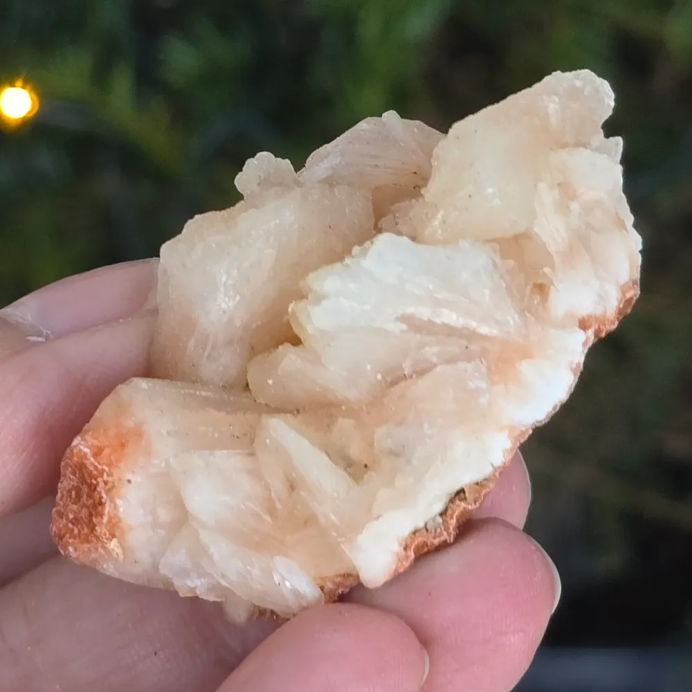 Зеолитен необработен камък модел 7