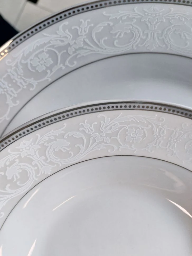 691015196820 : Сервиз 19 ч. White & Silver Morello 01-10005