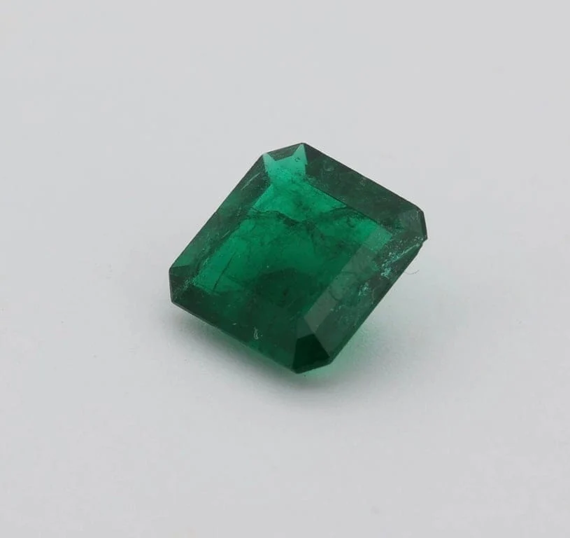 Emerald 1.69cts от Бразилия GRS сертификат