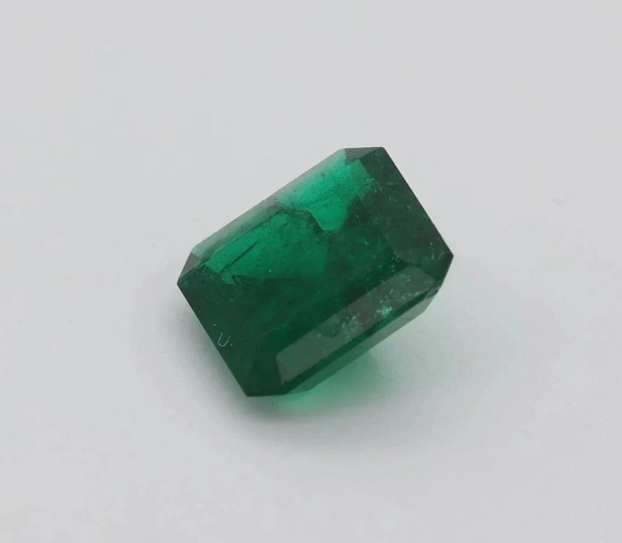 Emerald 1.69cts от Бразилия GRS сертификат