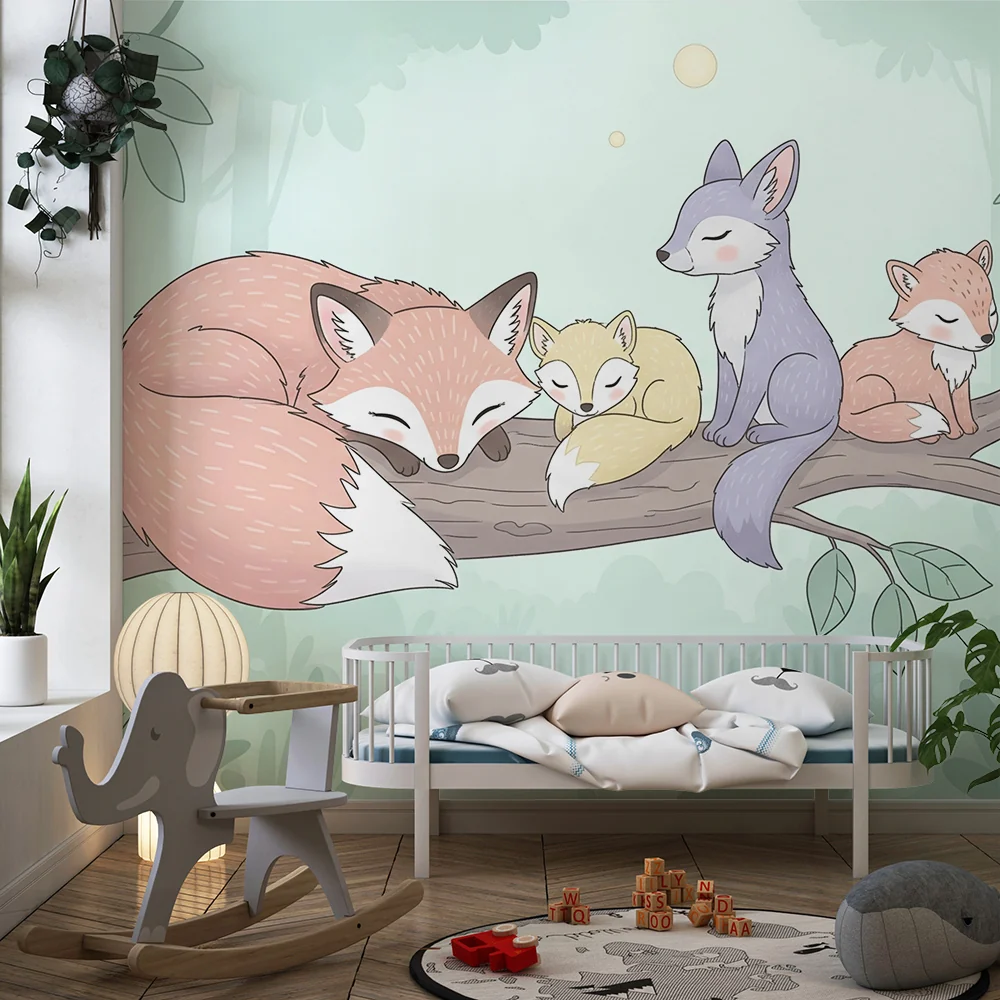 Papel de parede quarto bebê | Заспали лисици на клон в гората