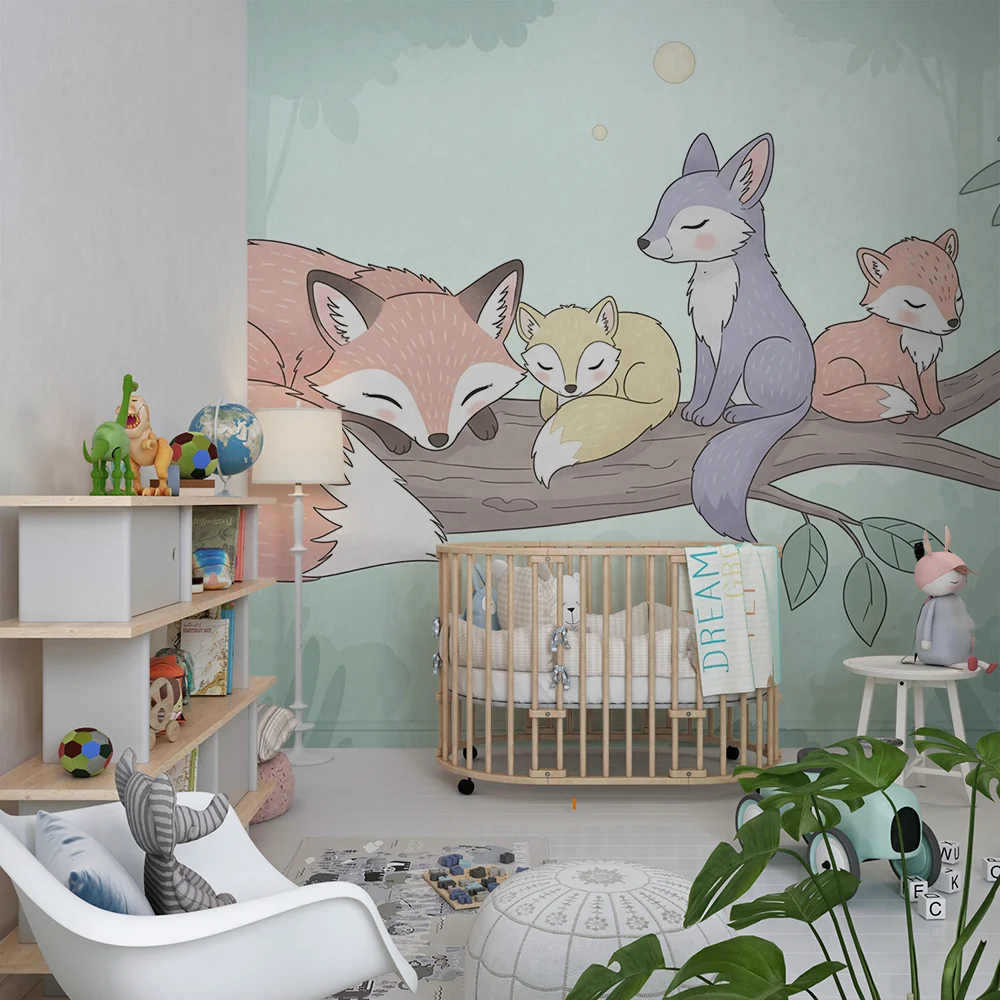 Papel de parede quarto bebê | Заспали лисици на клон в гората