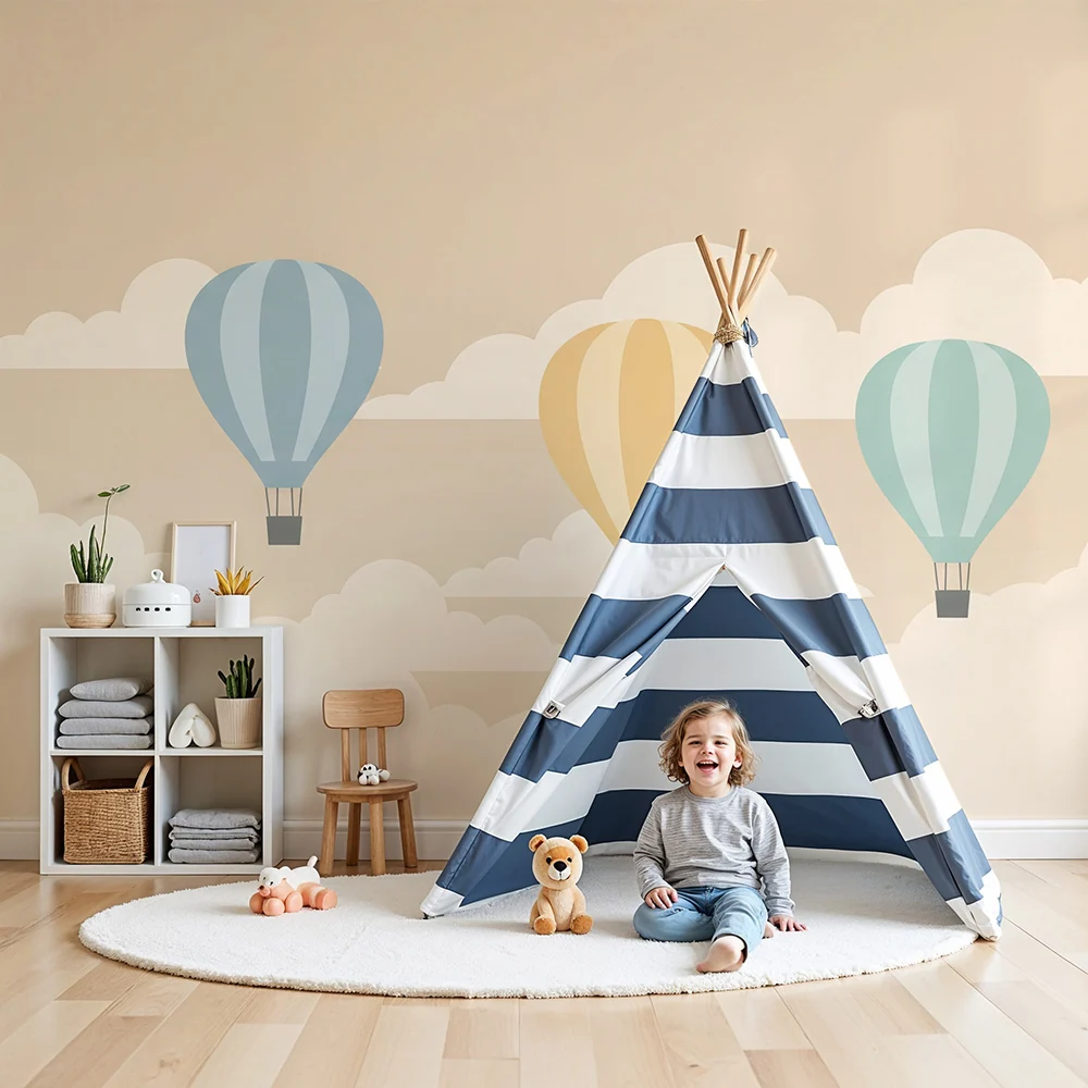 Papel de parede quarto bebê | Coloridos balões de ar flutuando entre as nuvens