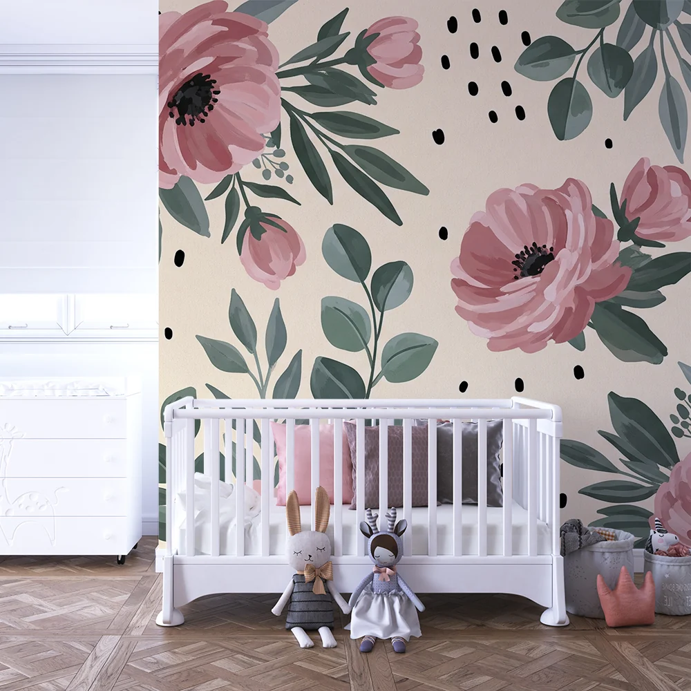 Papel de parede quarto bebê | Delicadas flores rosa em fundo creme