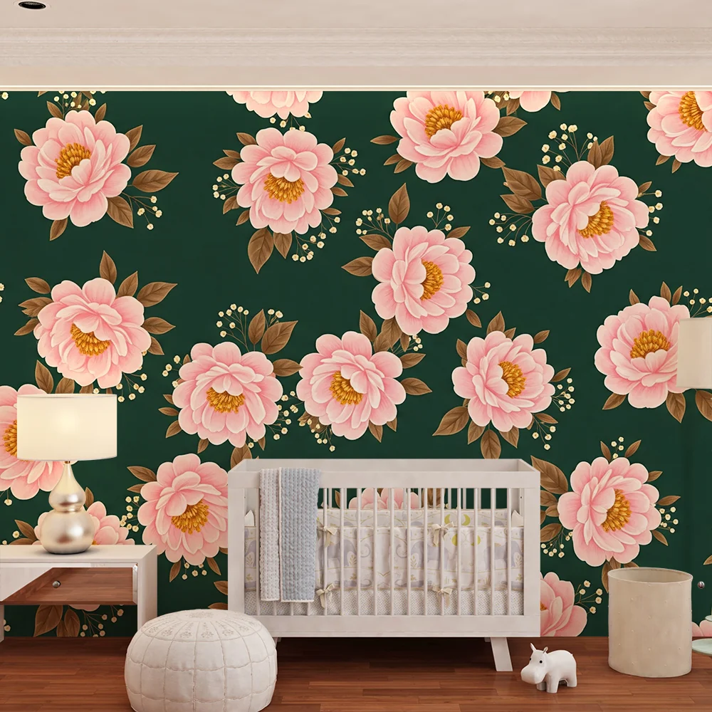 Papel de parede quarto bebê | Delicadas flores rosa em fundo verde profundo