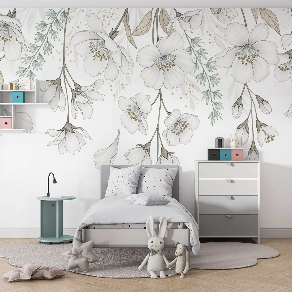 Papel de parede quarto bebê | Delicadas flores brancas com folhagem suave