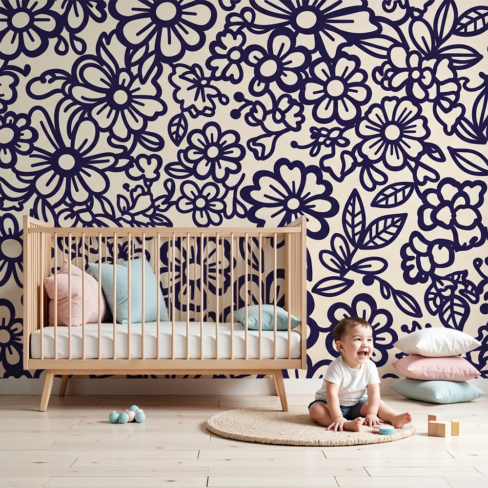 Papel de parede quarto bebê | Delicados padrões florais em fundo creme