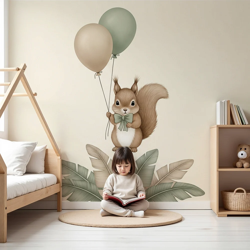 Papel de parede quarto bebê | Esquilo feliz com balões