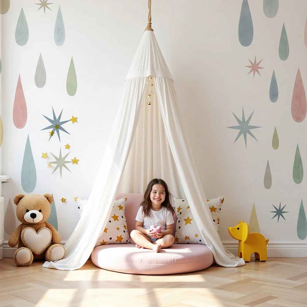Papel de parede quarto bebê | Gotas e estrelas pastel em fundo branco